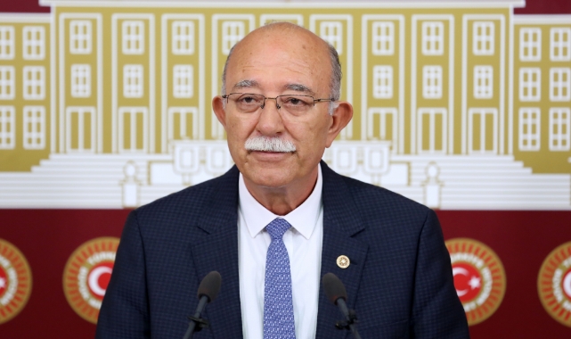 Koncuk: Öğretmenlerimizin Yanındayız!
