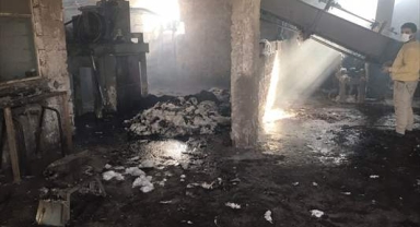 Pamuk fabrikasında korkutan yangın