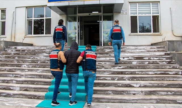 Terör operasyonlarında 24 şüpheli yakalandı