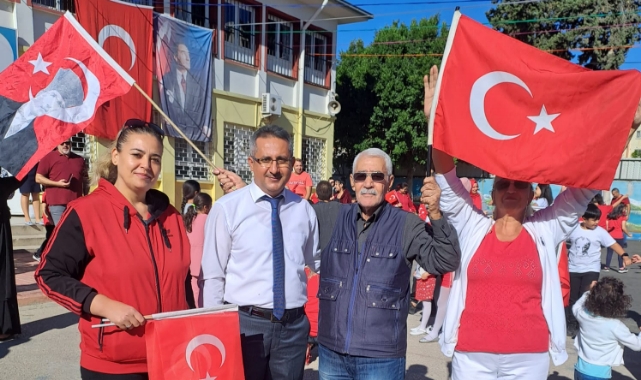 TOKİ Yeşiloba İlköğretim Okulu’nda Cumhuriyet’in kuruluşu coşkuyla kutlandı