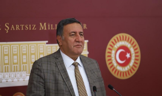 “1 buçuk milyon EYT’li ile dalga mı geçiliyor?”