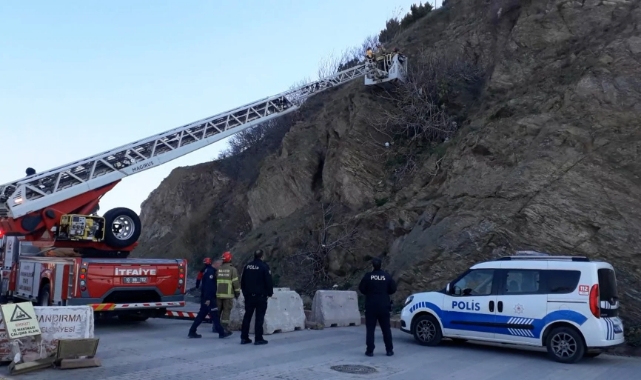 22 yaşındaki genç kız, çıktığı tepeden uçuruma yuvarlandı