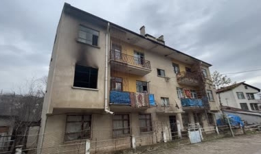 Alzheimer hastası yaşlı kadın yangında öldü
