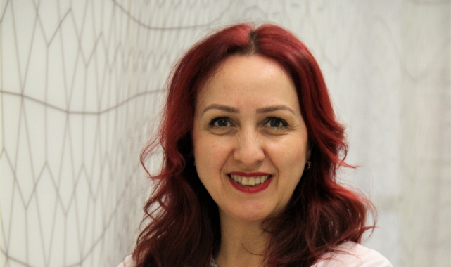 Anne Olma Hayallerinizi Rafa Kaldırmayın
