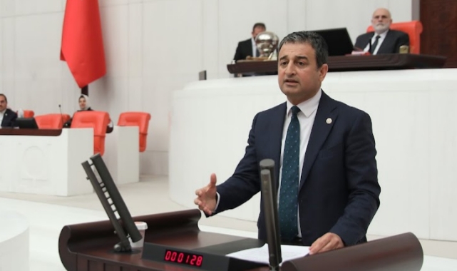 Bulut, giysi yardımını Meclis’e taşıdı