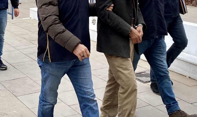 DEAŞ operasyonunda 9 gözaltı