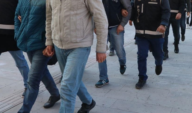 DEAŞ ve PKK/YPG'ye yönelik operasyonda: 25 gözaltı