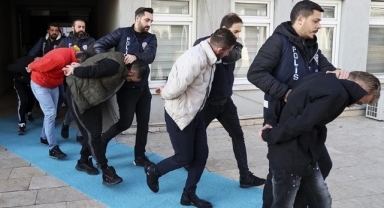 Fuhuş çetesinin lideri, FETÖ'cü astsubay çıktı!