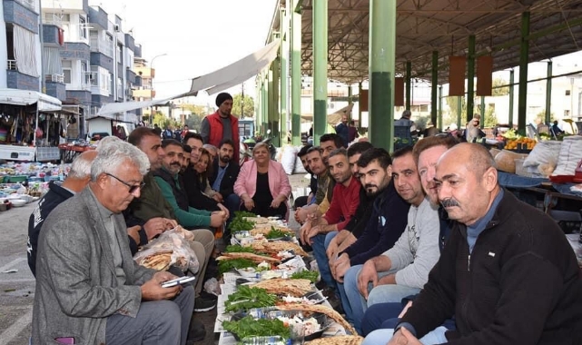 Hülya Erdem, pazarcı esnafının sofrasına konuk oldu