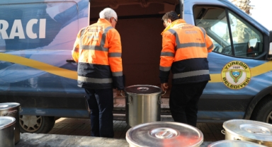 Yüreğir Belediyesi Her Gün 4 Bin 200 Kişiye ''Sıcak Yemek'' Veriyor