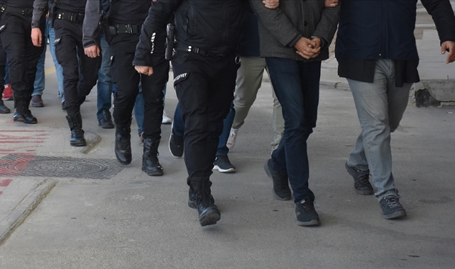 10 ilde FETÖ operasyonu