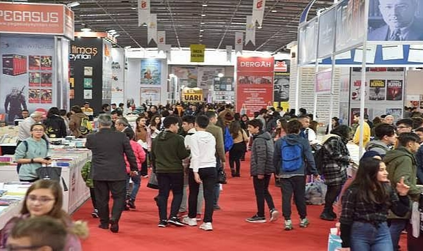 Çukurova Kitap Fuarı, 14-22 Ocak'ta Kapılarını Açıyor
