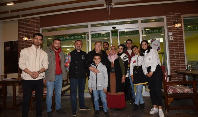 Hülya Erdem, sabaha kadar Ceyhan’ı dolaştı
