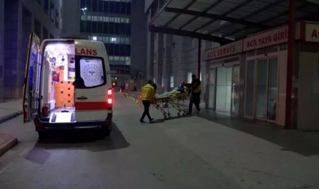 Mantar yemeği, sosyal medya fenomenini hastanelik etti