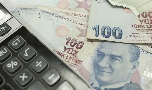 Memur ve emekli maaşları yüzde 16,48 artacak