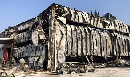 Mobilya Fabrikasında Korkutan Yangın