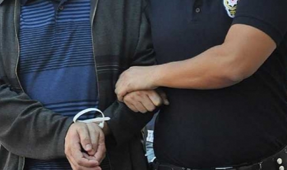 Otomobillerden teyp ve hoparlör çalan 3 zanlı tutuklandı
