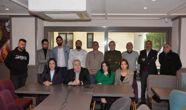 Sait Doğan ve Ekibi Memleket’i Bıraktı