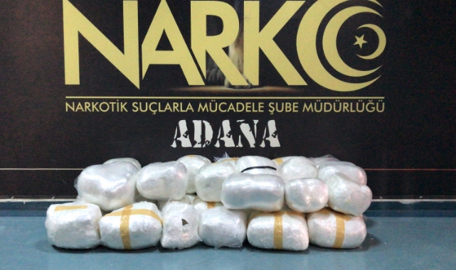 Strafor kutularda 87 kilo esrar ele geçirildi