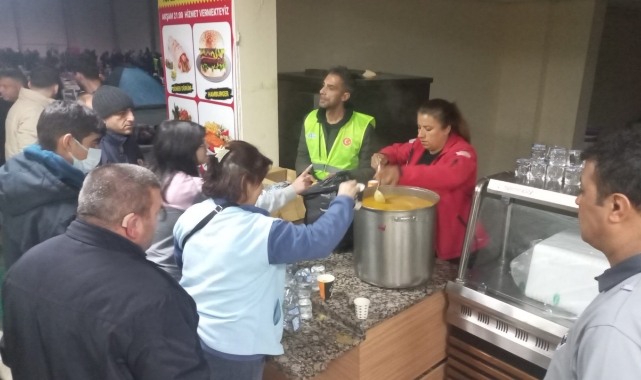 6.4'lük Depremin Ardından Büyükşehir Seferber Oldu!