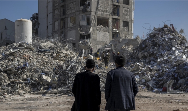 Deprem Bölgelerinde 84 bin 726 Bina Ağır Hasarlı
