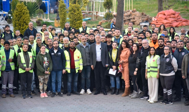 Başkan Karalar, Büyükşehir Personeline Teşekkür Etti