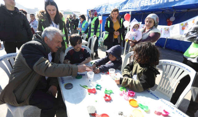 Başkan Karalar, Depremzedeleri Yalnız Bırakmıyor