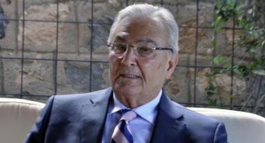 CHP Eski Genel Başkanı Deniz Baykal hayatını kaybetti