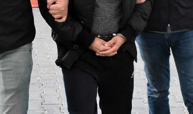Depreme ilişkin hakaret içerikli paylaşım yapan iki kişiye gözaltı