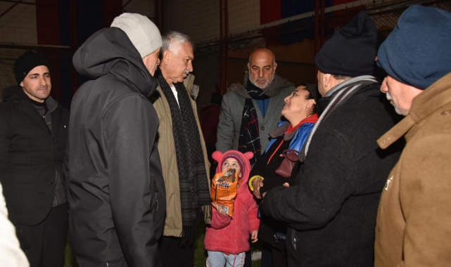 Zeydan Karalar, "Zor günleri birlikte aşacağız"