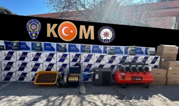 1 Ton Kaçak Tütün Ele Geçirildi