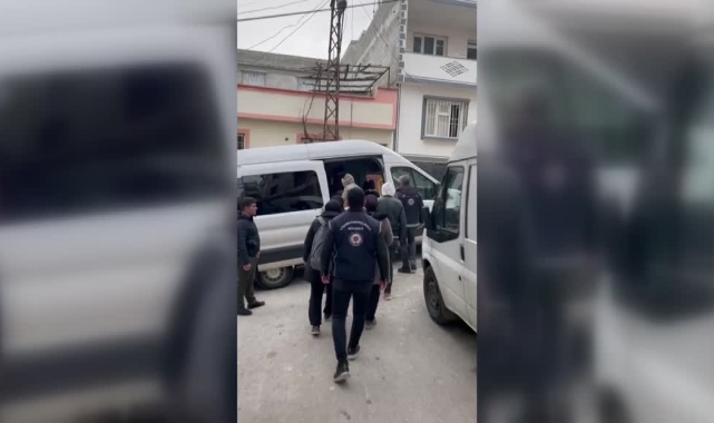 12 Düzensiz Göçmen Yakalandı