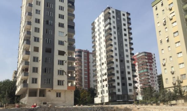 90 Kişiye Mezar Olan Apartmandan Kurtuldular