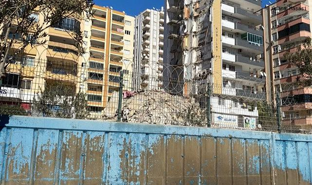 Adana'da Orta Ve Ağır Hasarlı Binaların Tespiti Devam Ediyor