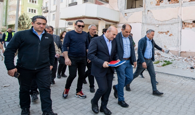 Başkan Soyer, Osmaniye’deki Depremzedelerle Bir Araya Geldi