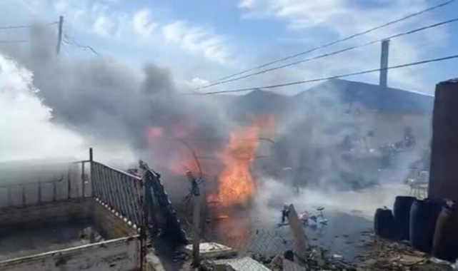 Depremzede Ailenin Kaldığı Çadır Yandı