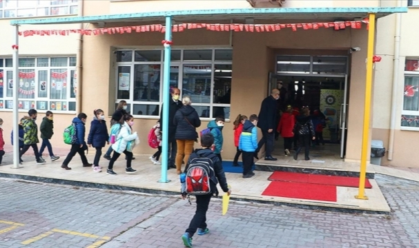 Ders Zili Bugün Çalıyor