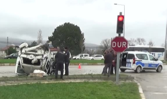 Feci Kaza: 1 Ölü, 2 Yaralı