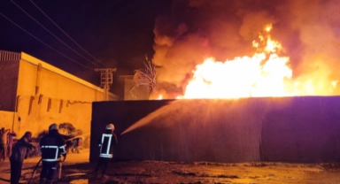 Geri Dönüşüm Fabrikasında Korkutan Yangın
