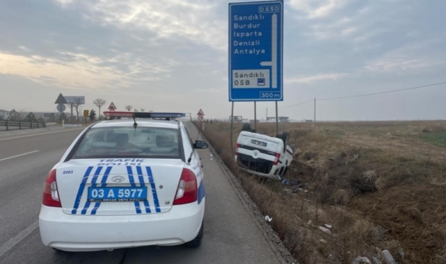 Hafif Ticari Araç Takla Attı: 7 Yaralı