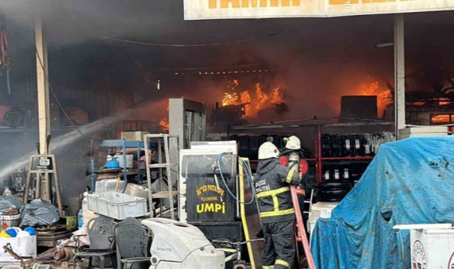 Lastik Üretim Tesisinde Yangın Paniği