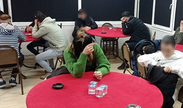 Mührü Hiçe Sayan Kumarbazlar!