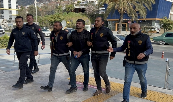 Satırlı Arkadaş Dehşeti!