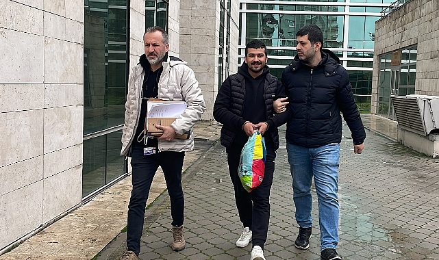 Tartıştığı Arkadaşını Silahla Vurdu