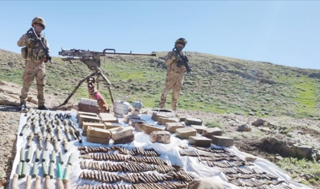 Teröristlere Ait Silah ve Mühimmat Ele Geçirildi