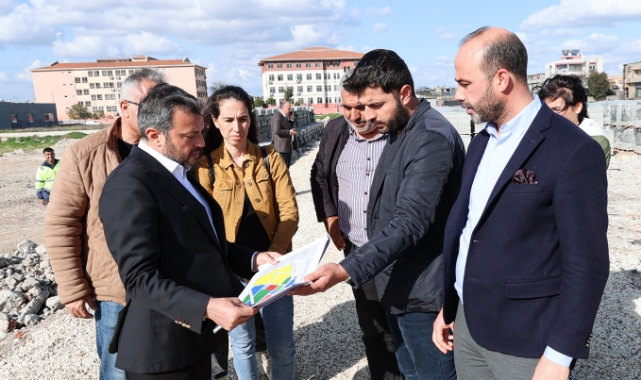 Yüreğir Belediyesi'nden 4 Mahalleyi Kapsayacak ''Millet Bahçesi'' Projesi