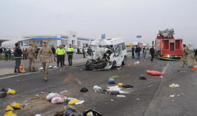 Zincirleme Trafik Kazası
