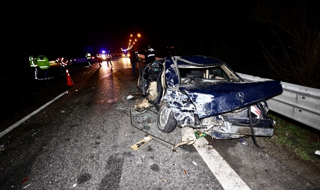 Zincirleme Trafik Kazasında: 2 ölü, 7 yaralı