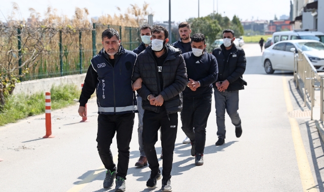 23 Düzensiz Göçmen Yakalandı