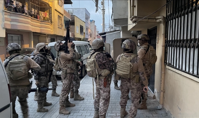 241 Polisle Eş Zamanlı Şafak Operasyonu